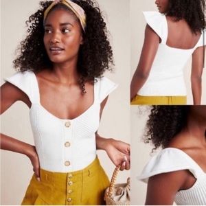 Anthropologie flutter sleeves sweater tank size small